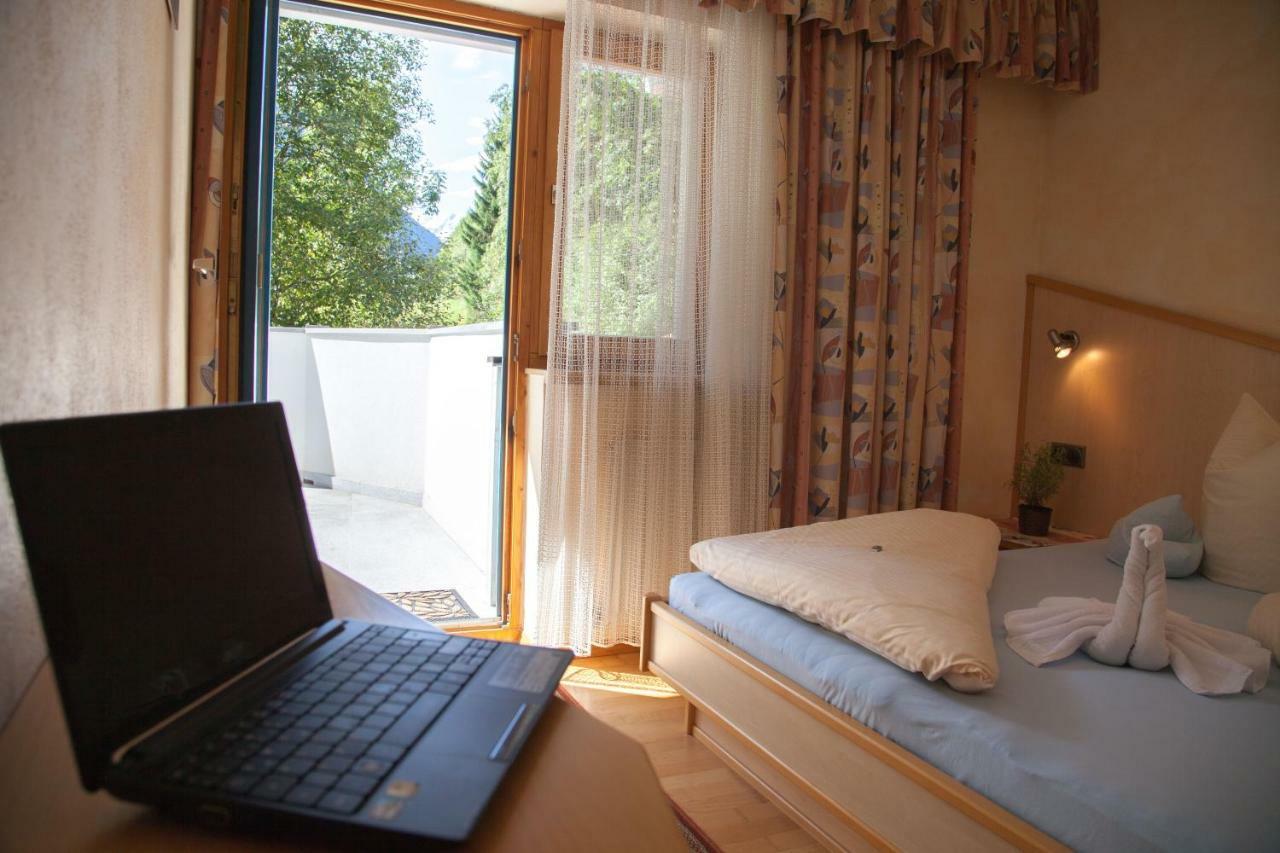 Haus Wulfenia Appartement Neustift im Stubaital Buitenkant foto